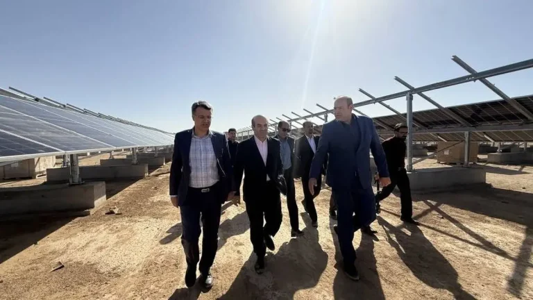 دولت چهاردهم به اندازه ۲۰ سال گذشته نیروگاه تجدیدپذیر ساخت
