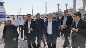 آغاز احداث نیروگاه خورشیدی ۱۵ مگاواتی شرکت پالایش پارسیان سپهر در مُهر