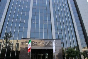 چالش صندوق بازنشستگی نفت برای پرداخت حقوق مستمری‌بگیران