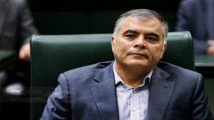 تصمیم‌گیری درباره چند نرخی شدن بنزین فراتر از وزارت نفت است